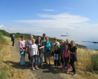 group of greener Kirkcaldy volunteers